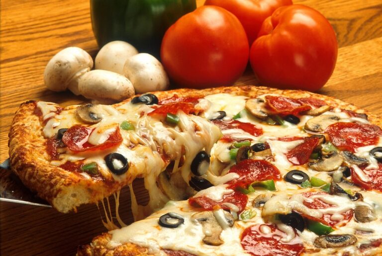 best pizza in sharma fast food